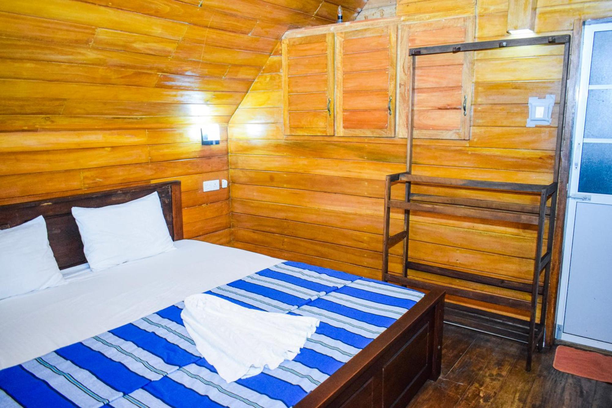 The Emerald Guest House & Villa Unawatuna Exterior photo